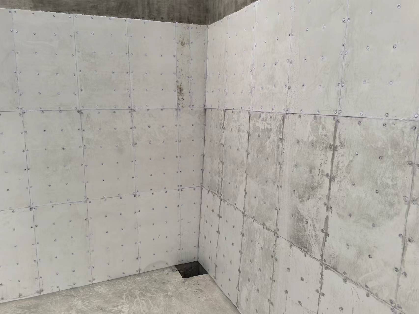 自润滑料仓衬板